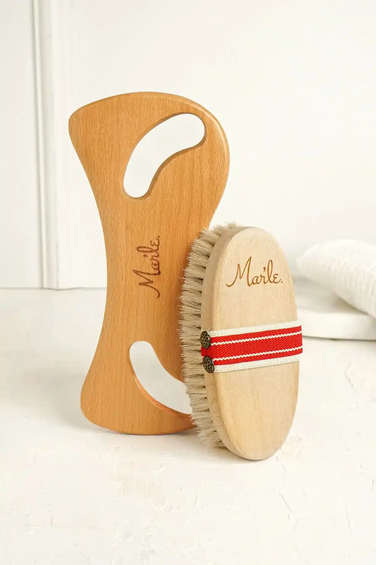 MAR’LE Doğal At Kılı Fırçası ve Selülit Karşıtı Bakım Kremi Karşılaştırması