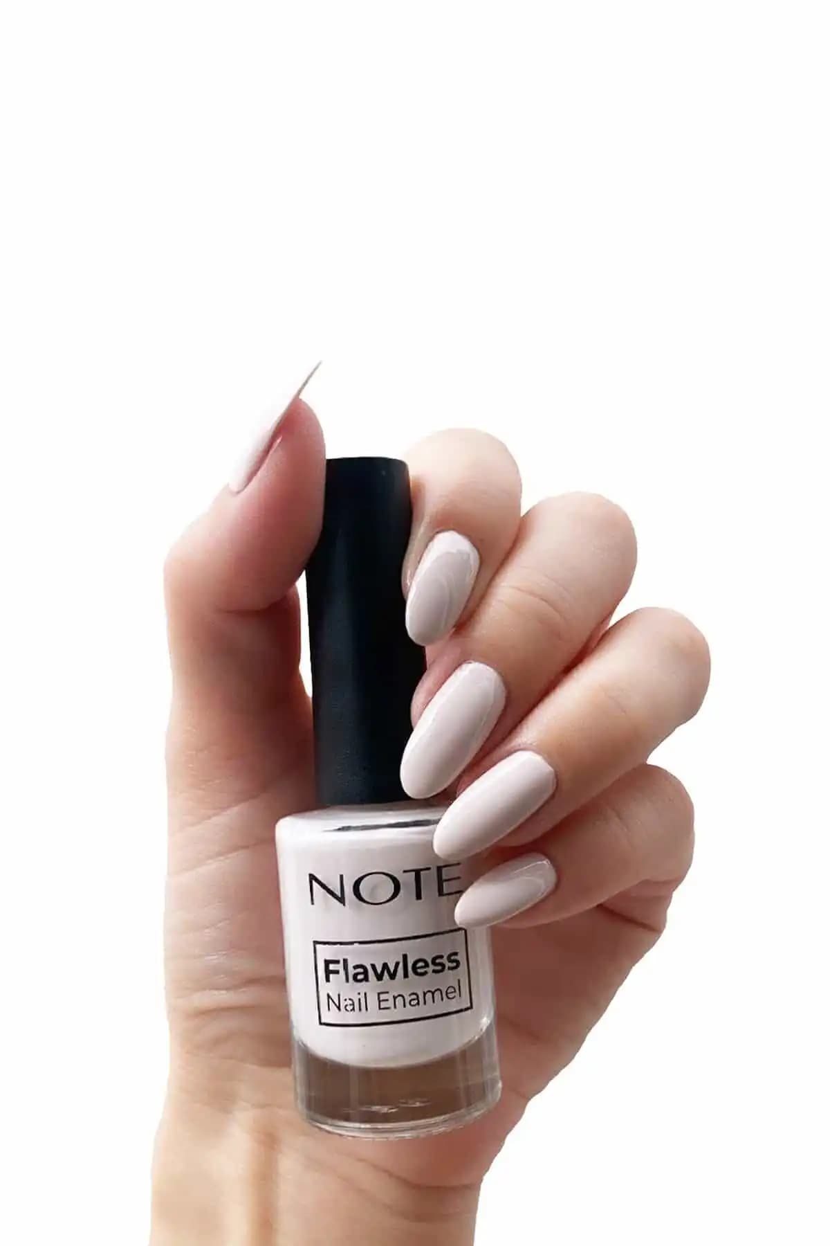 Note Cosmetics Nail Flawless Oje 47 Bej: Yüksek Kalite ve Doğal Görünüm Sunan Güvenli Oje