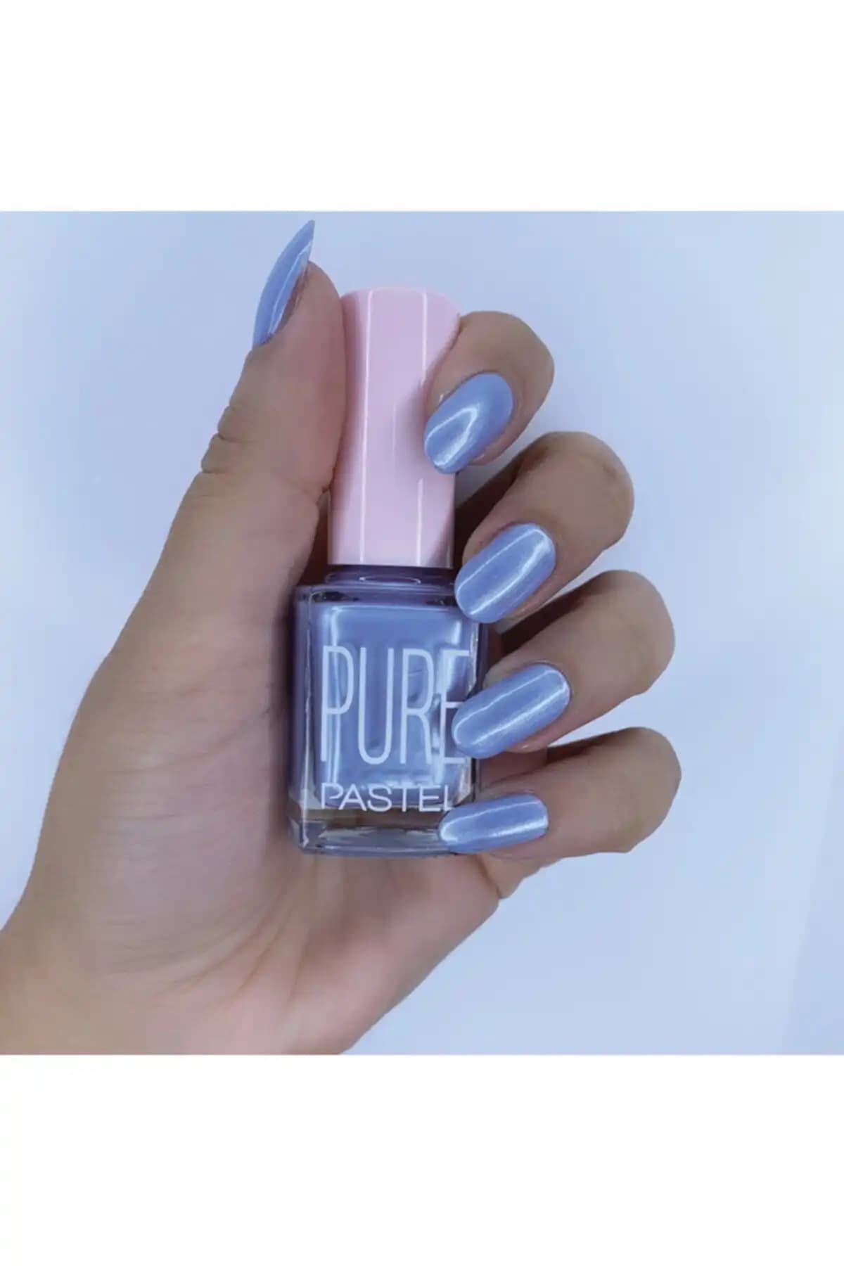 Pastel Pure 612 Metalik Mavi Oje: Parlak ve Anti Alerjik Özelliklerle Şıklık