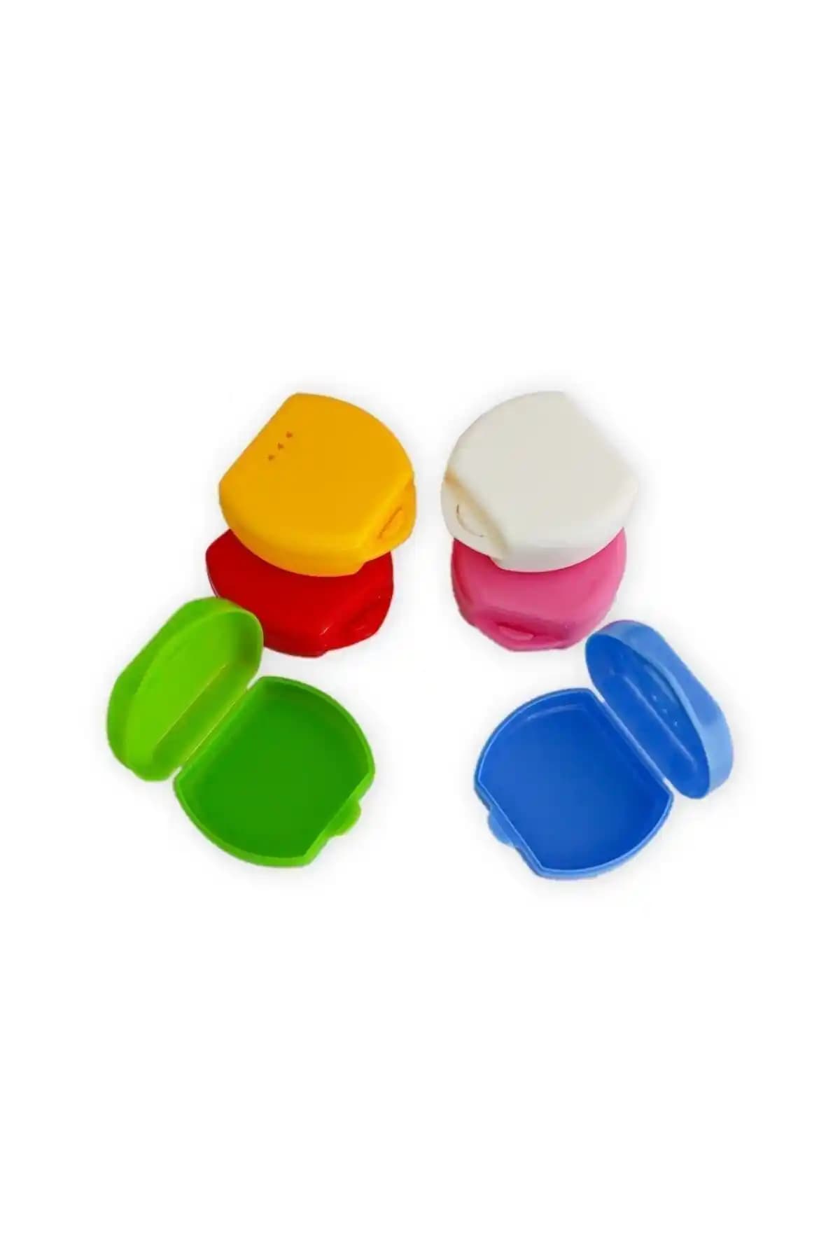 Mediko Protez Diş Saklama Kabı Hijyen ve Kullanım Kolaylığı Sağlar