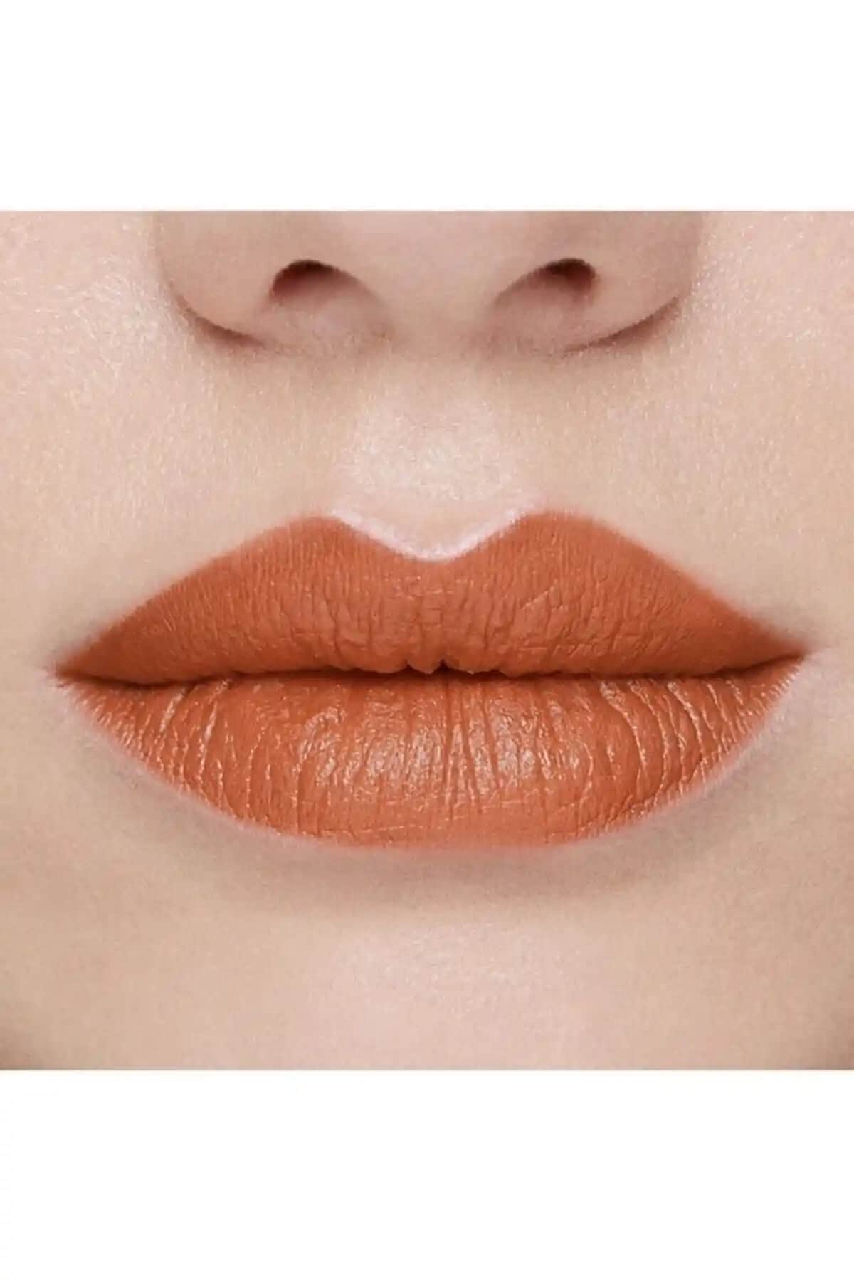 Beaulis Kiss It Mat Ruj: Kalıcı ve Organik Dudak Rujları ile Modern Stil Yaratın