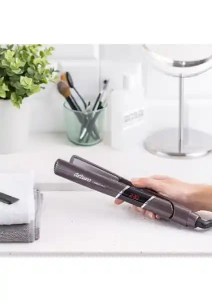 Arzum AR5021 Vanessa ve Grundig HS 7033 Botanika Saç Düzleştiricilerinin Karşılaştırması