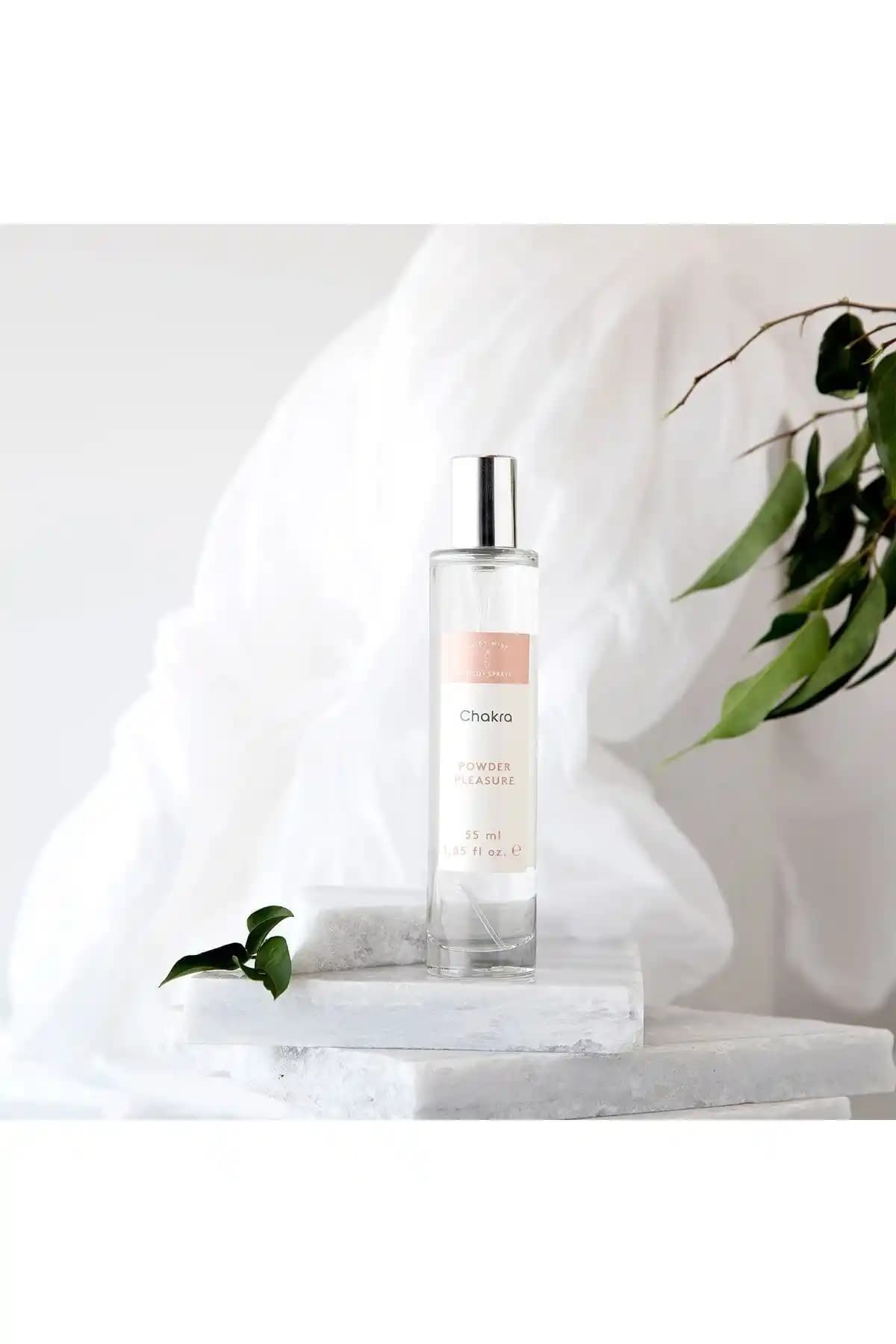 Chakra Powder Pleasure Vücut Spreyi 55 ml Ferahlatıcı ve Kalıcı Koku Özellikleri