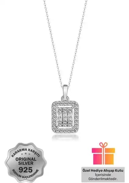 ERN Silver Baget Taşlı Pırlanta Modeli Kolye Şık ve Dayanıklı Tasarım
