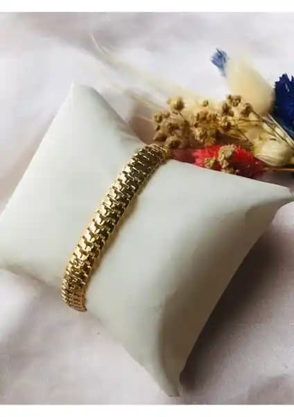 Kadınlar İçin Şık ve Dayanıklı Kararmaz Gold Bileklik Özellikleri ve Kullanım Alanları
