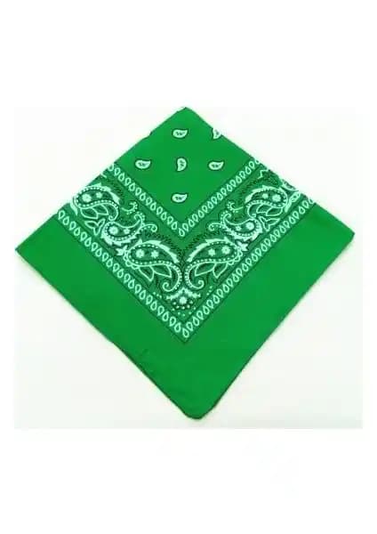 Melek Kare Bandana Fular: Çok Yönlü Şıklık ve Stil İfade Edici Aksesuar