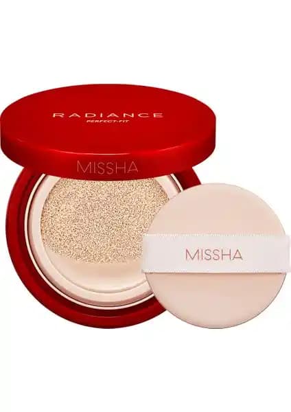 MISSHA Cushion Fondöten Karşılaştırması: Mat ve Yarı Mat Seçeneklerin Özellikleri ve Kullanıcı Yorumları