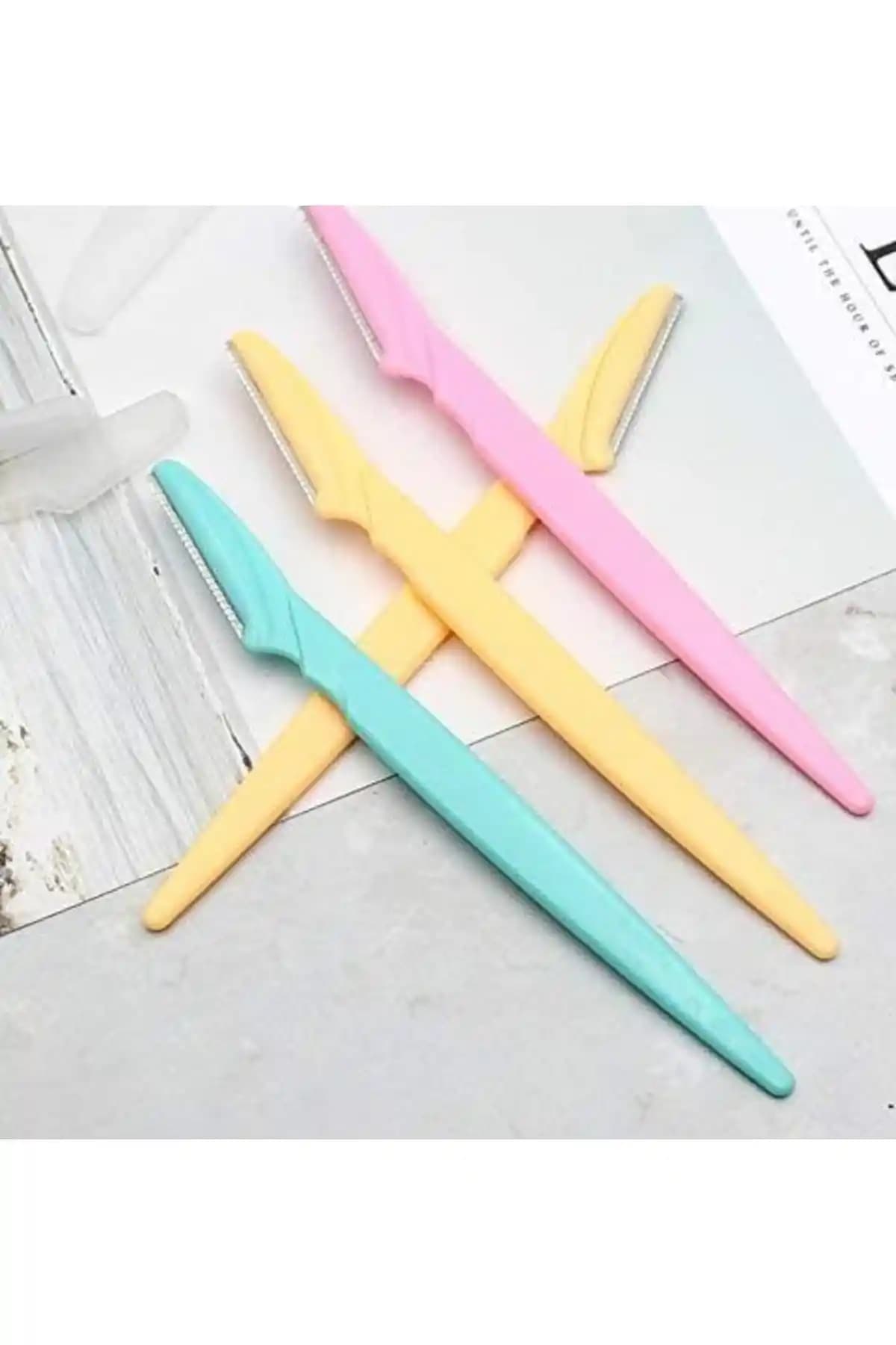 MUJGAN 4'lü Kaş Usturası Güvenli ve Dayanıklı Tasarımıyla Hassas Tüyleri Kolayca Keser