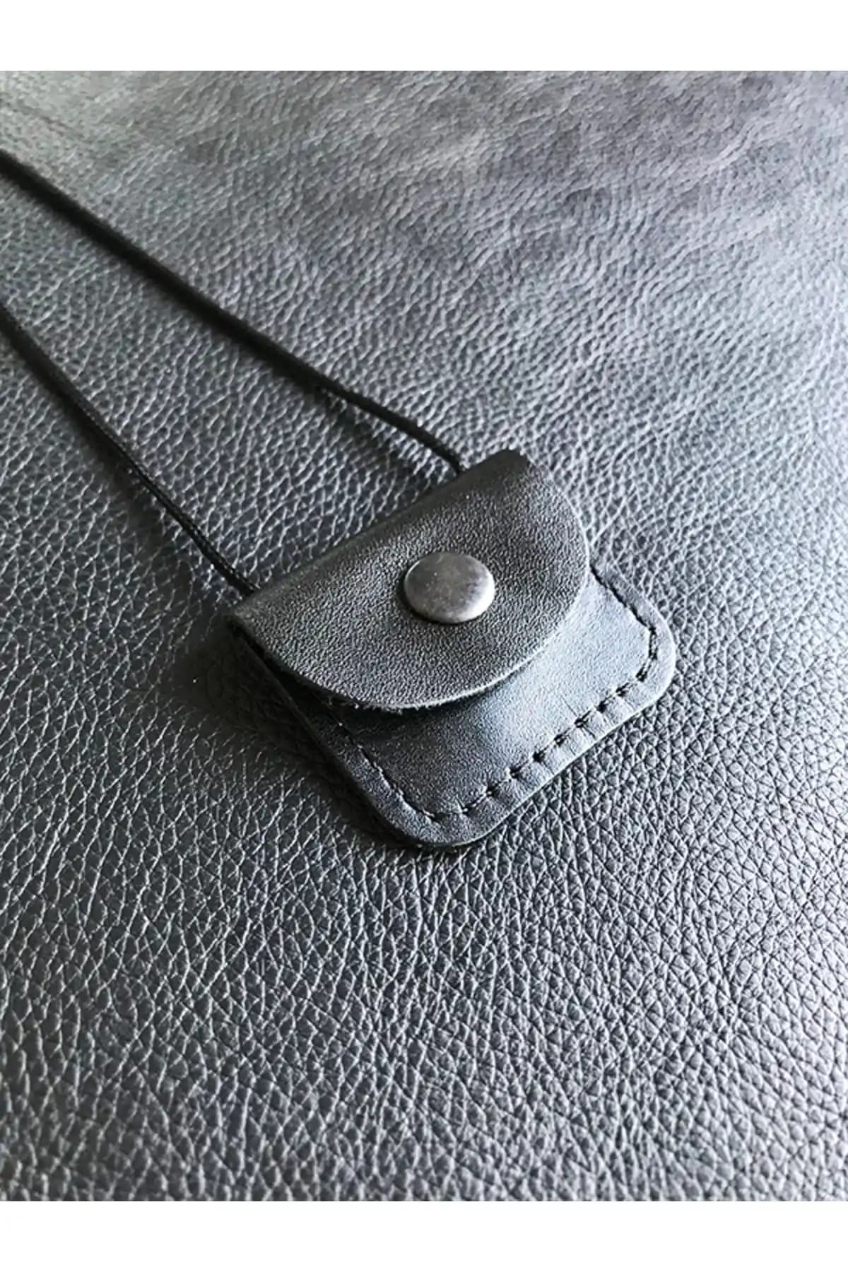 ViP GiFT Siyah Hakiki Deri Dörtgen Dualı Kolye Muska Günlük Şıklık İçin