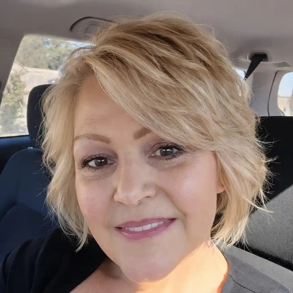 60 Yaşında Makyaj Tutkusu: Ürün Yönetimi, Sağlık ve Doğal Görünüm İçin Öneriler