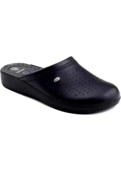 Gezer Sabo 4 Nokta Siyah ve Hemşire Terlikleri Karşılaştırması ve Kullanıcı Yorumları