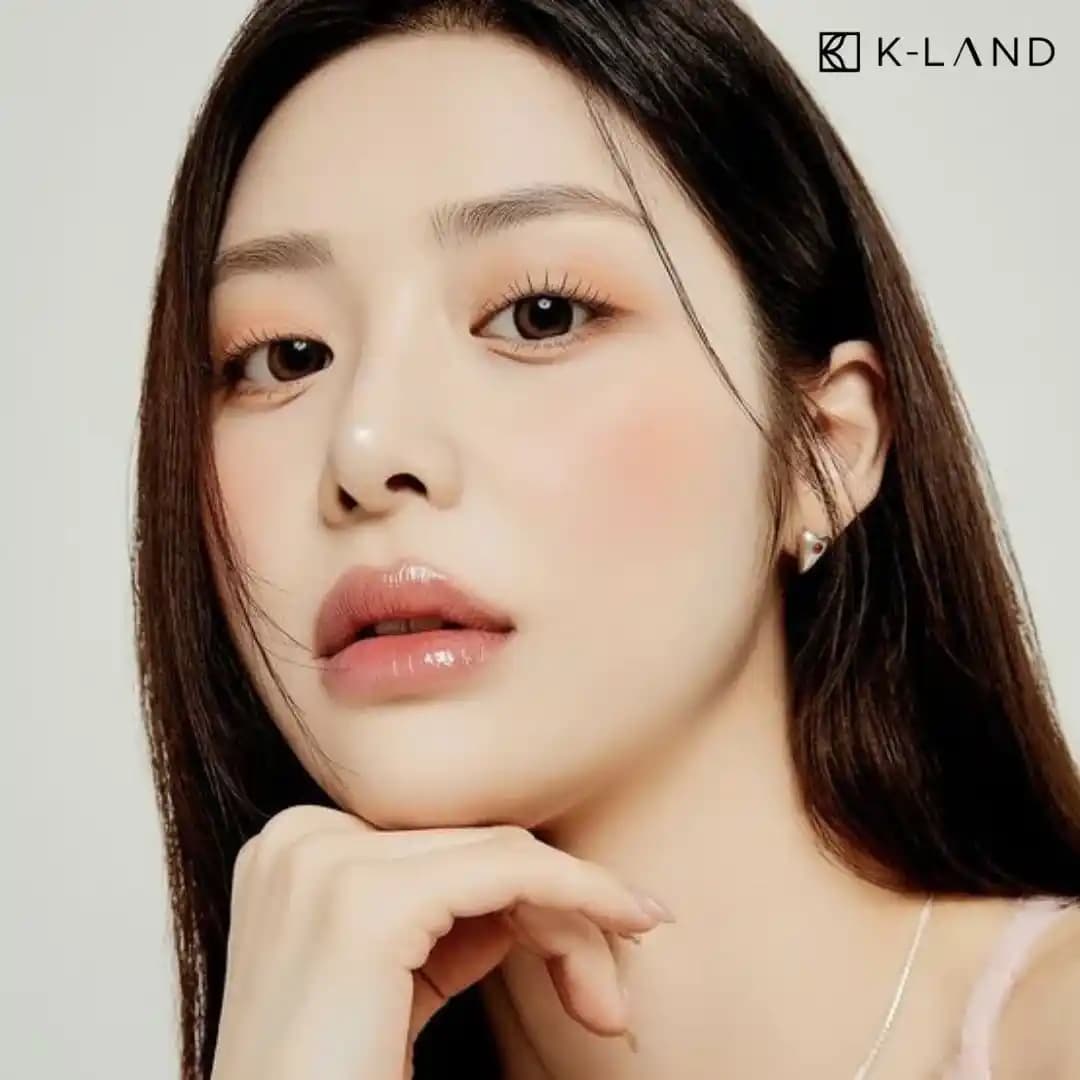 Kore Esintili Makyaj Ürünleri: Gerçekler, Yanılgılar ve Kültürel Etkileşimler