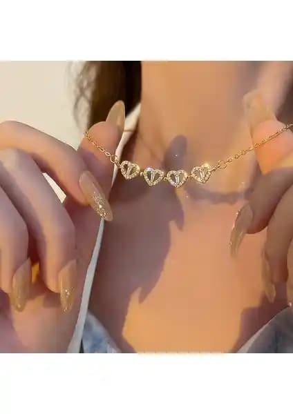 Paslanmaz Çelik Kolye Karşılaştırması: Tasarım, Malzeme ve Dayanıklılık Analizi