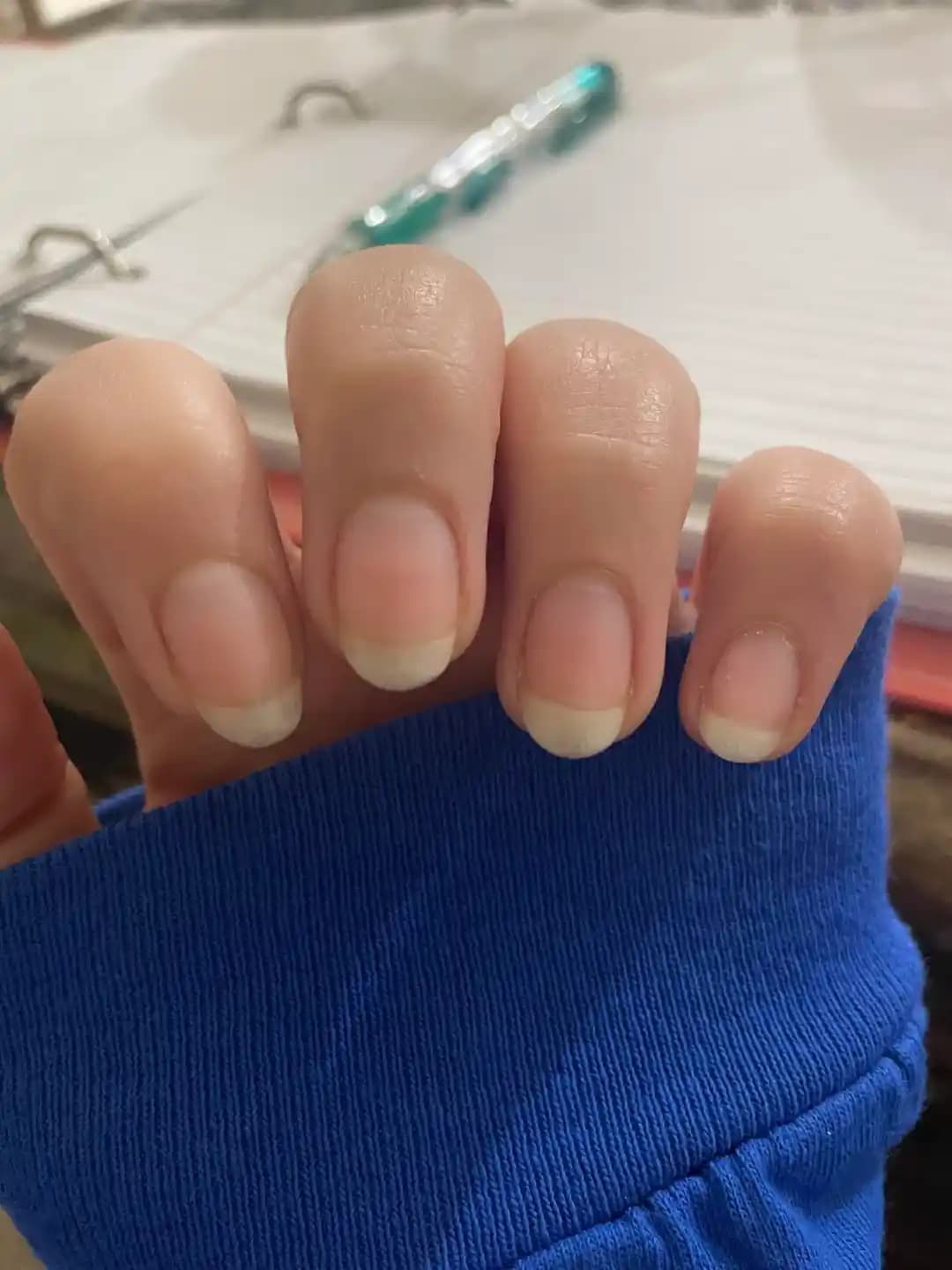 Tırnak Bakımı ve Aile Eleştirileri: Sağlıklı ve Estetik Tırnaklar İçin Temel İpuçları