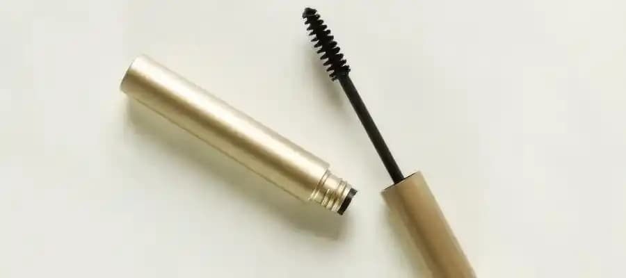 Alerji Riski Taşımayan Maskara Seçenekleri ve Hassas Ciltler İçin İpuçları