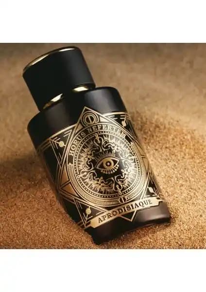 Horus Nefertem Aphrodisiaque Erkek Parfümü: Kalıcı ve Çekici Koku Deneyimi