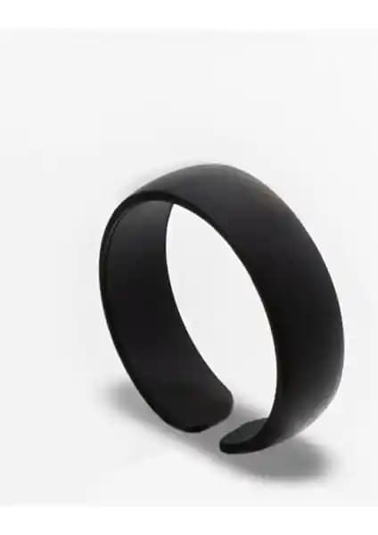 Modern ve Şık Siyah Erkek Yüzükleri: Tasarım ve Dayanıklılık Özellikleri