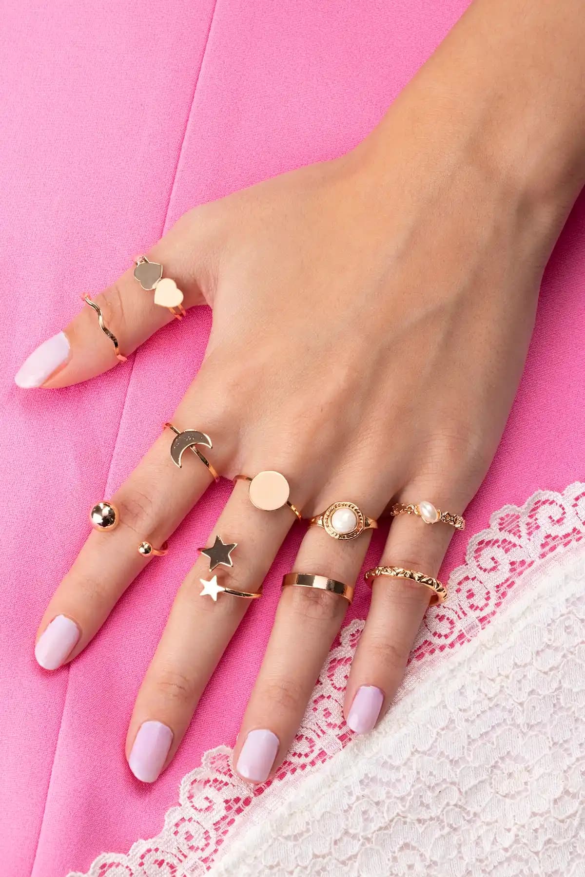 Sortie Aksesuar İnci ve Hilal Figürlü Yüzük Seti Zarif ve Çok Yönlü Tasarım Alternatifleri