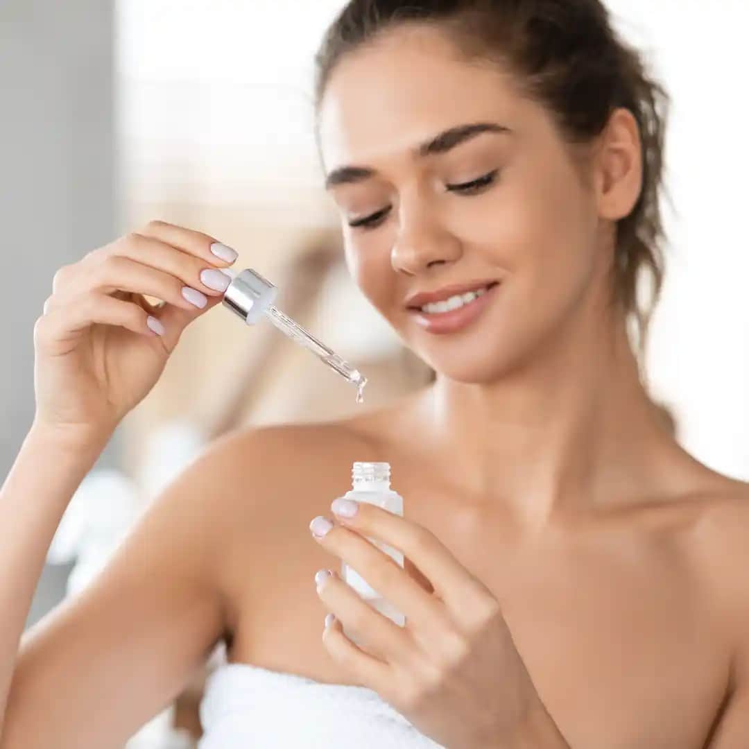 AHA ve BHA Nedir? Cilt Bakımında Kullanım ve Farklılıkları Hakkında Detaylı Bilgi