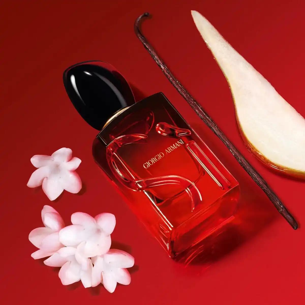 Armani Sì Passione Intense Kadın Parfümü: Zarafet ve Tutkunun Modern Buluşması