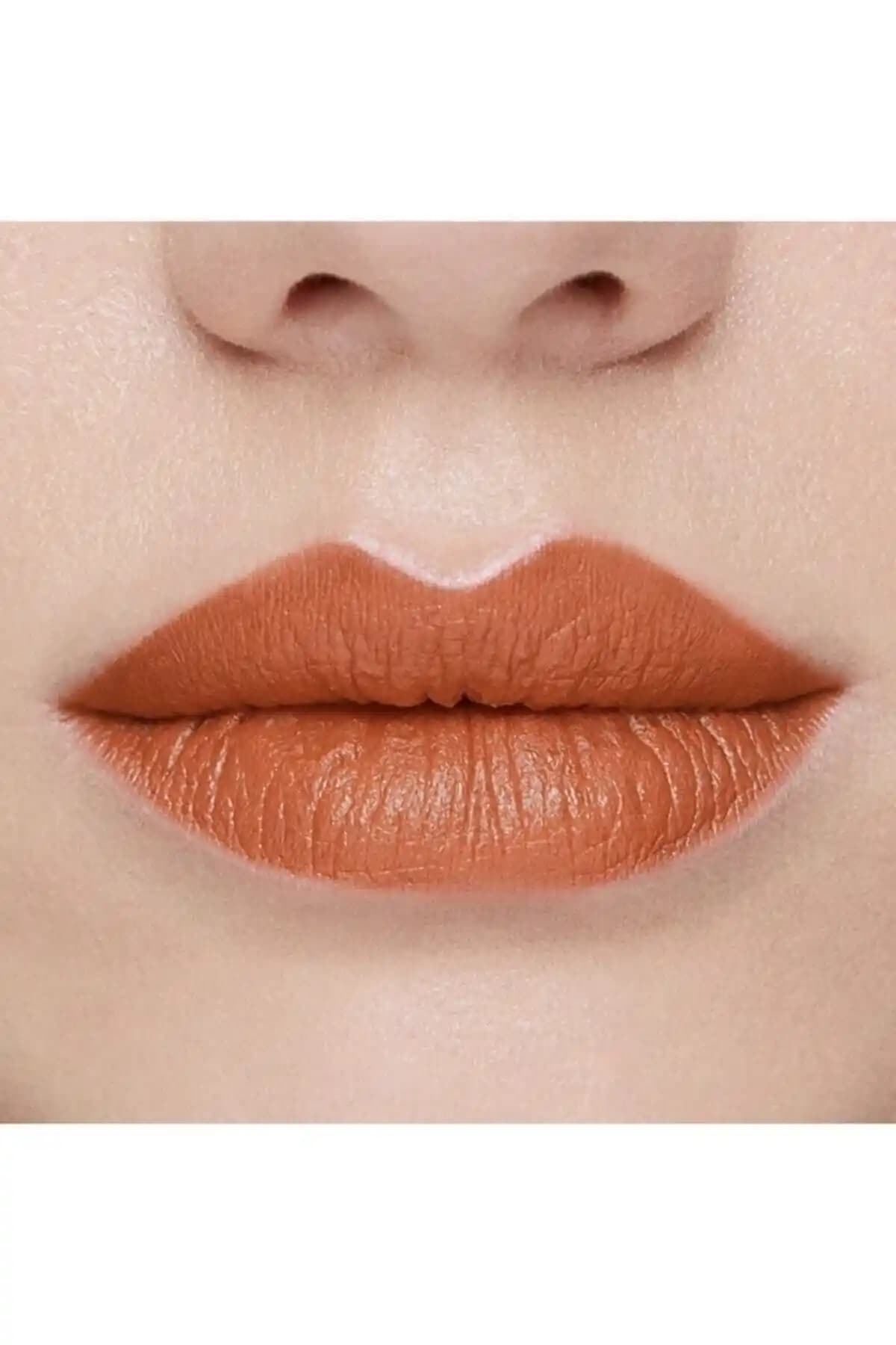 beaulis Kiss It Mat Ruj 286 ve Gabrini Magic Lipstick Pembe Karşılaştırması