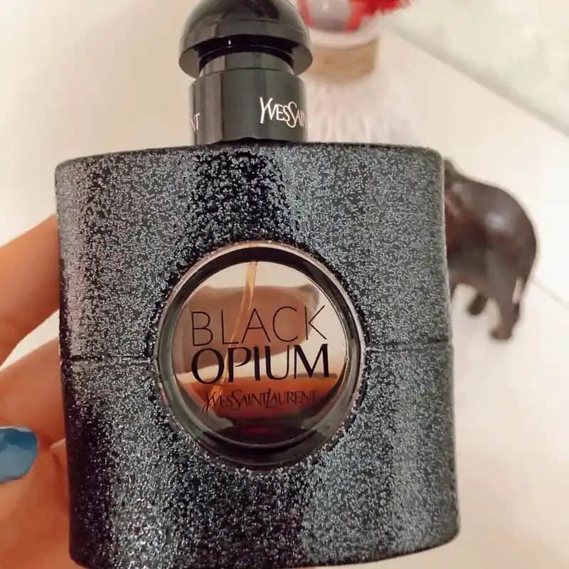 Black Optimum Bayan Parfüm İçeriği ve Özellikleri Modern Kadınlar İçin