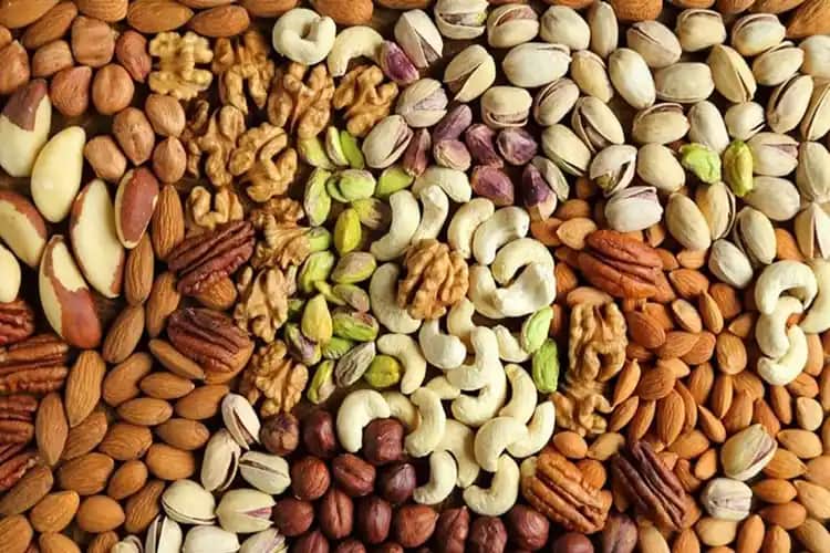 D vitamini İçeren Kuru Yemişler ve Kozmetik Sağlık İçin Faydaları