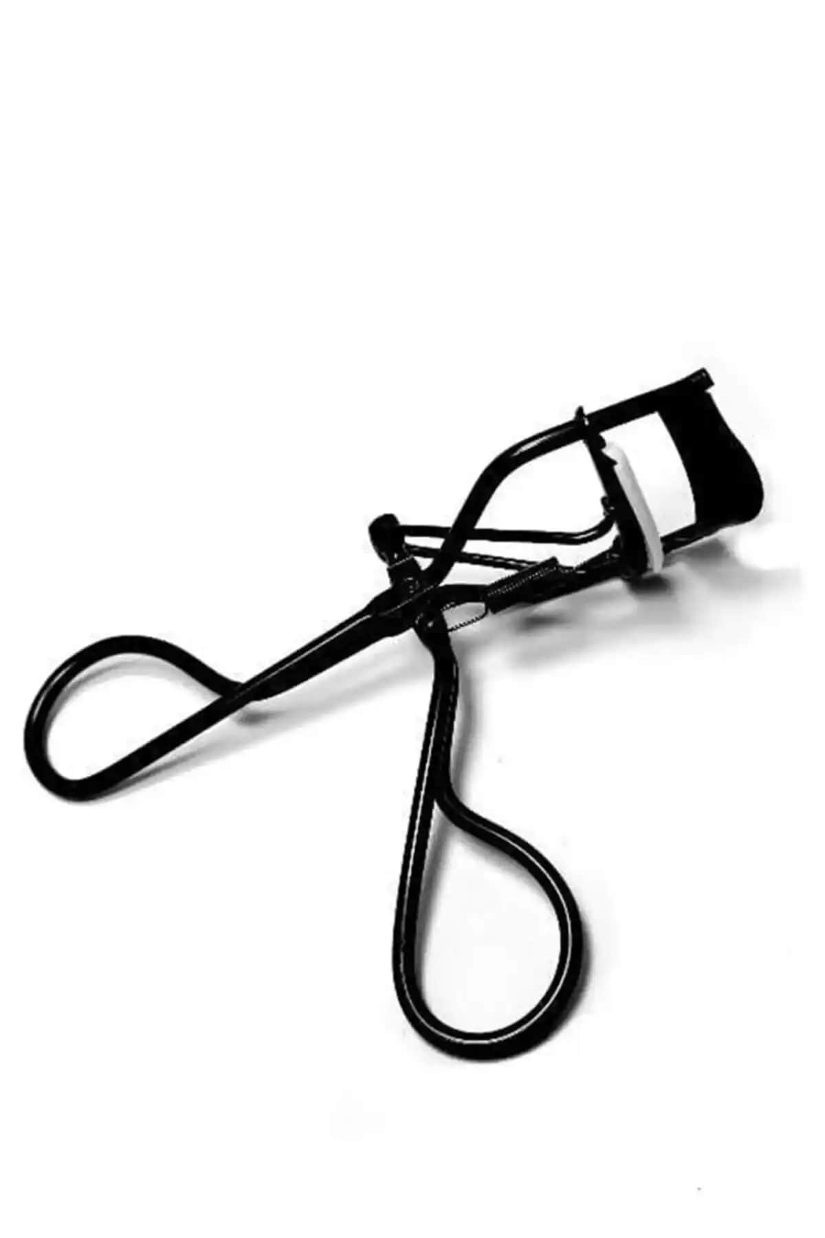 Digger ve xp Studio Kirpik Kıvırıcı Karşılaştırması: Hangi Ürün Daha Uygun