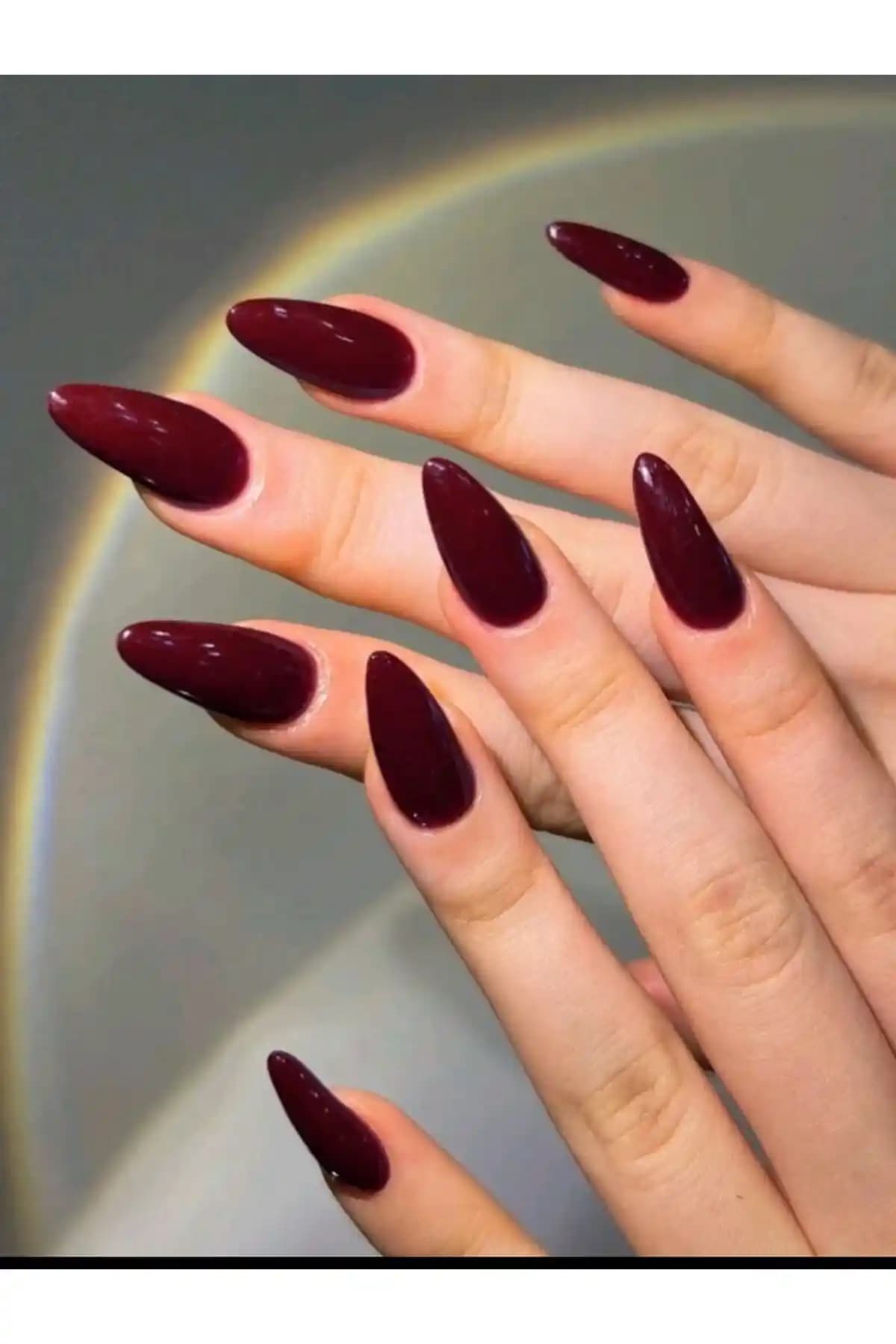 ELNİL BUTİK 24'lü Takma Tırnak Setleri: Estetik ve Pratik Kullanım İçin Uygun Seçenek