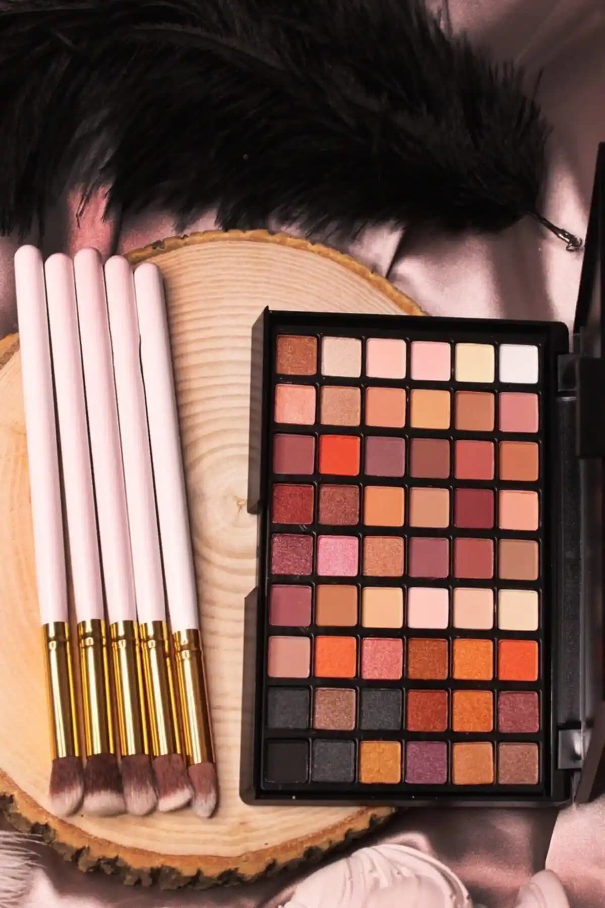 IMAN OF NOBLE 2'li Makyaj Setleri Karşılaştırması ve Detaylı İnceleme