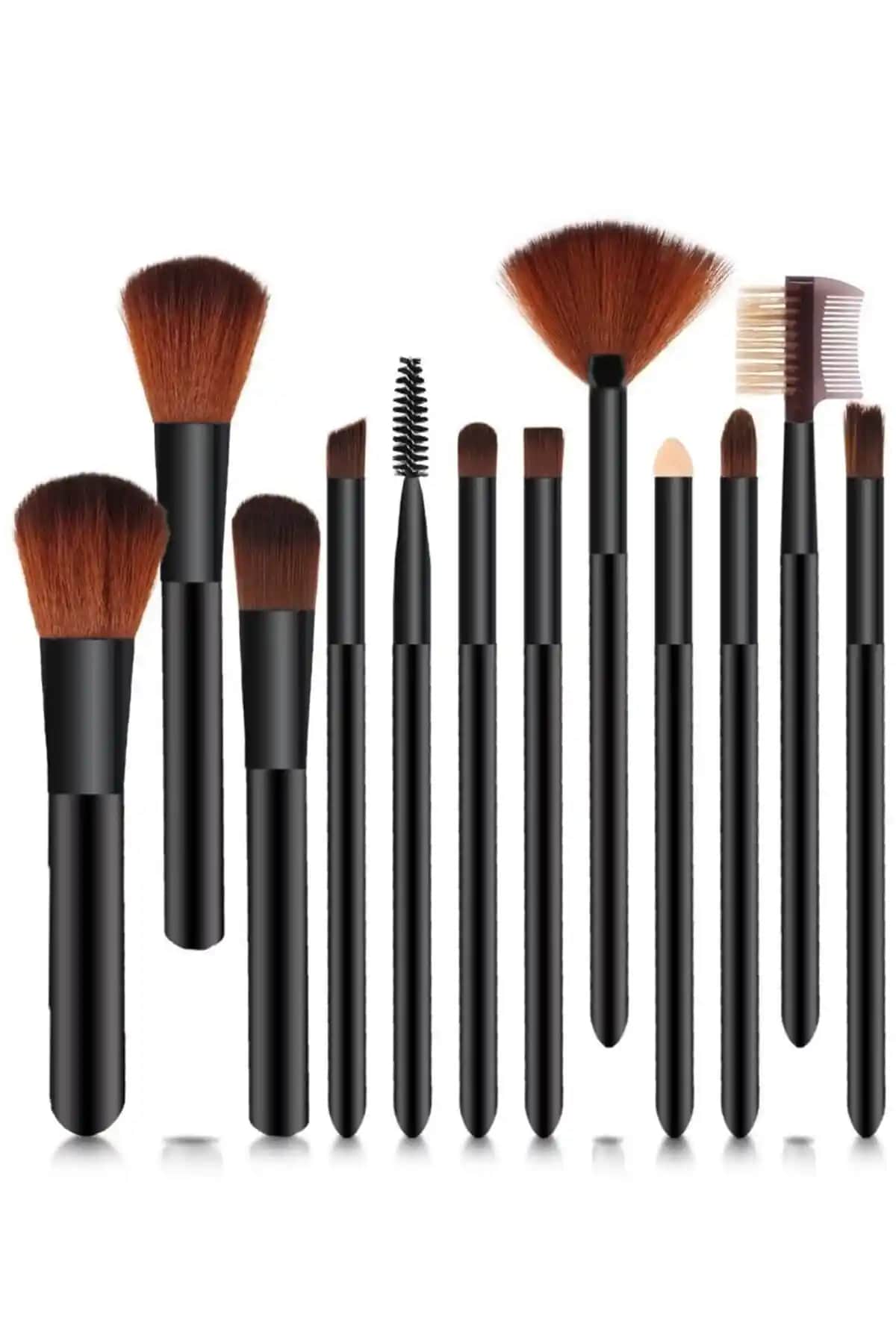 İzla Silindir Kutu ve MUJGAN Fix Fırça Seti Karşılaştırması 12 ve 13'lü makyaj fırça setleri