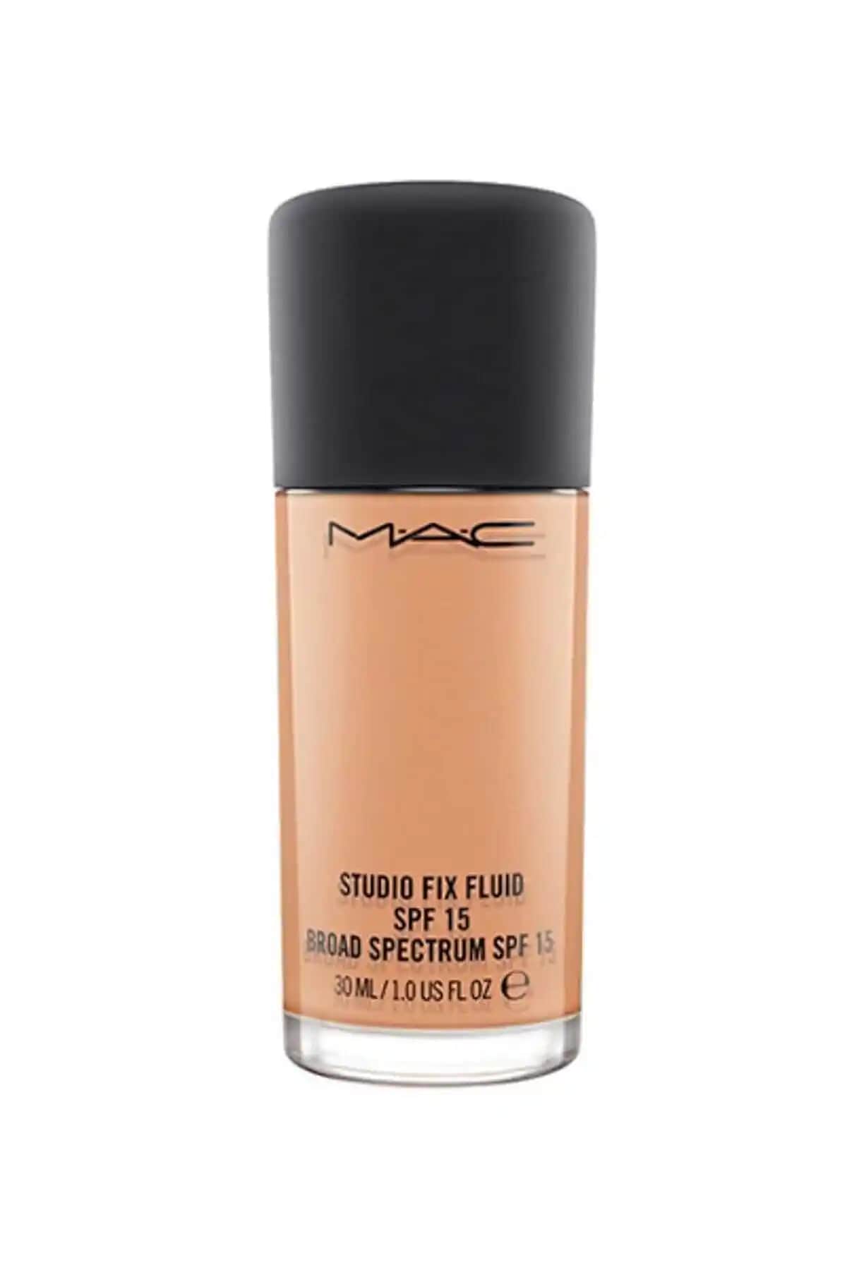 Mac Studio Fix Fluid SPF 15 NC17: Günlük Kullanım İçin Mat ve Koruyucu Fondöten