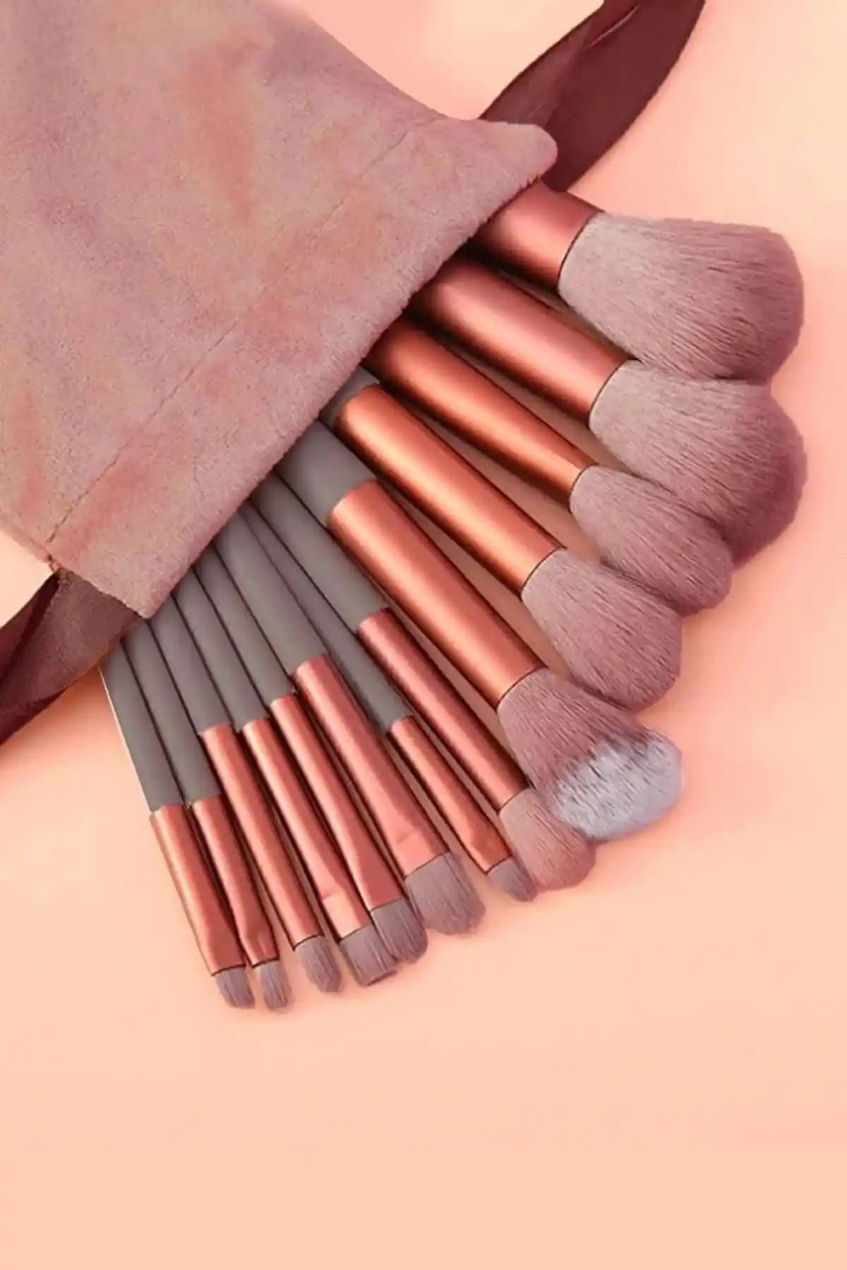 Meyras Touch 13'lü Gül Kurusu Fırça Seti Profesyonel ve Pratik Makyaj Deneyimi İçin