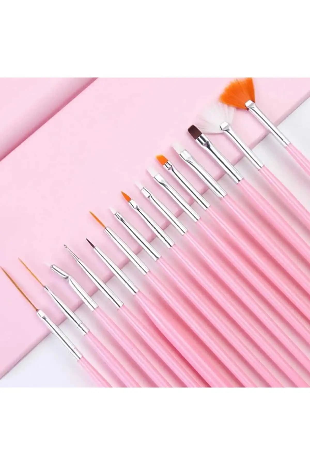 Nail Art Fırça Setleri Karşılaştırması: MUJGAN ve pia kozmetik ürünleri analizi 2