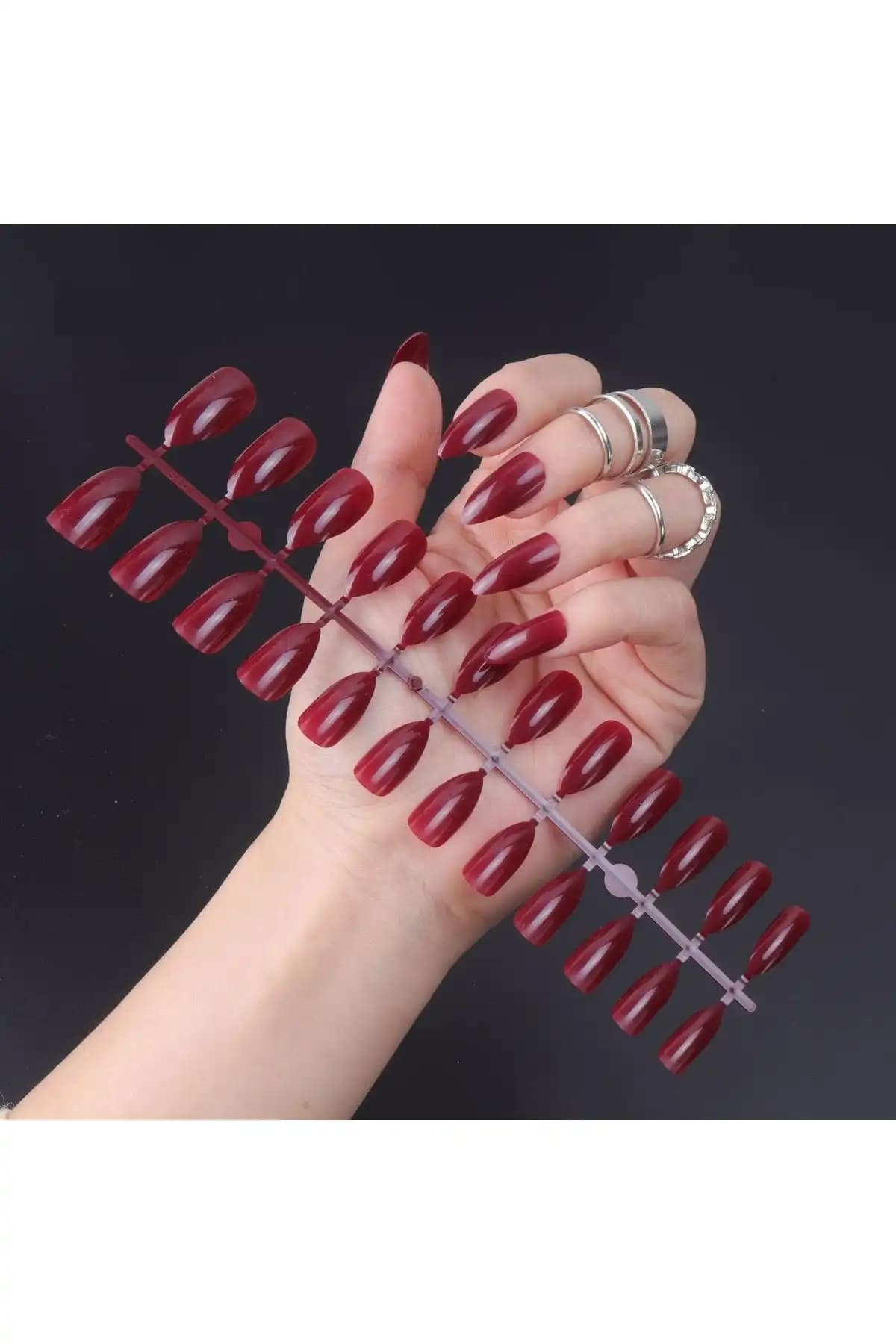 Nail Master 24'lü ve Ocean 128 Badem Protez Takma Tırnak Karşılaştırması 1