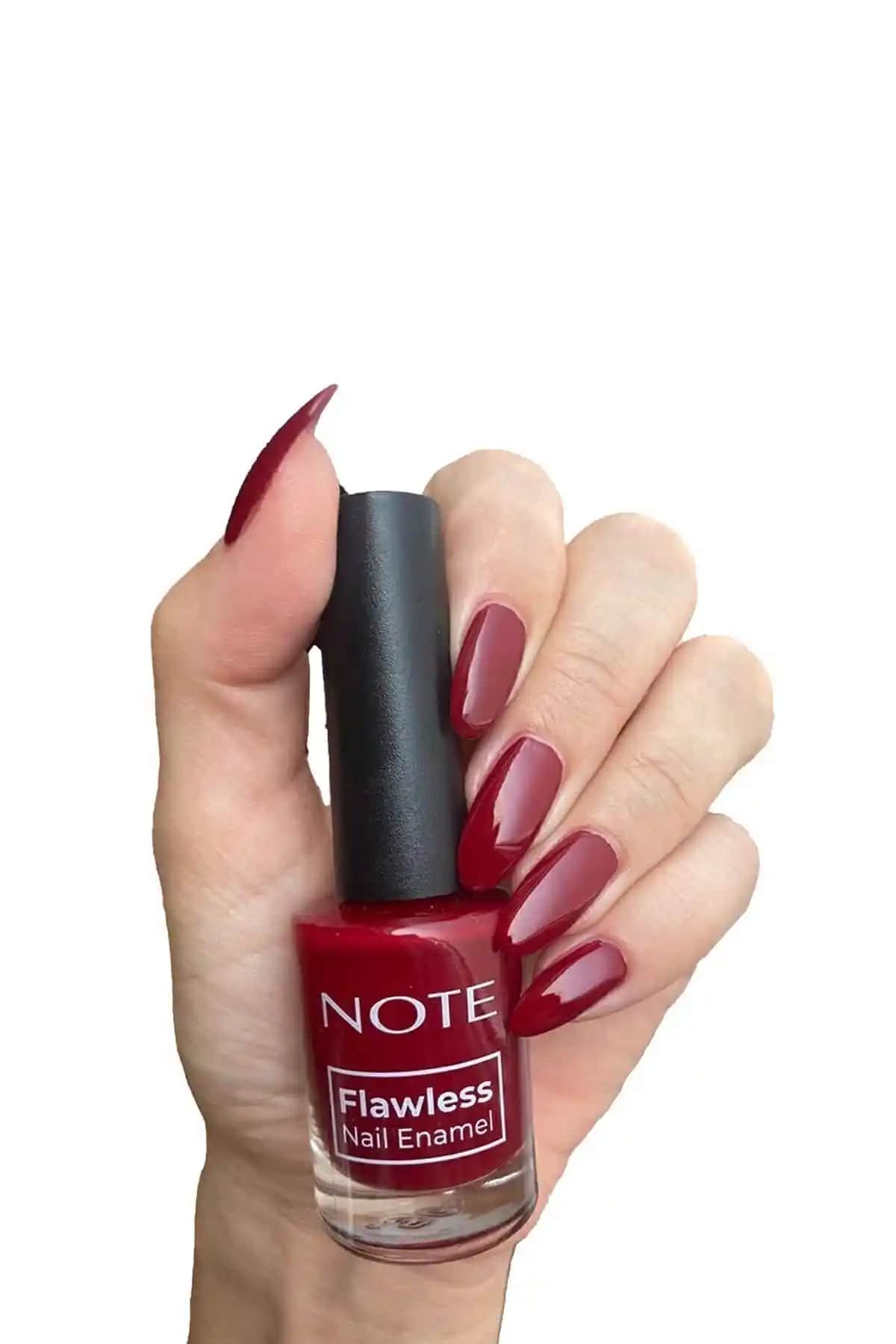 Note Cosmetics Nail Flawless 94 Flame Kırmızı Oje Güvenli ve Uzun Süre Dayanan Ürün