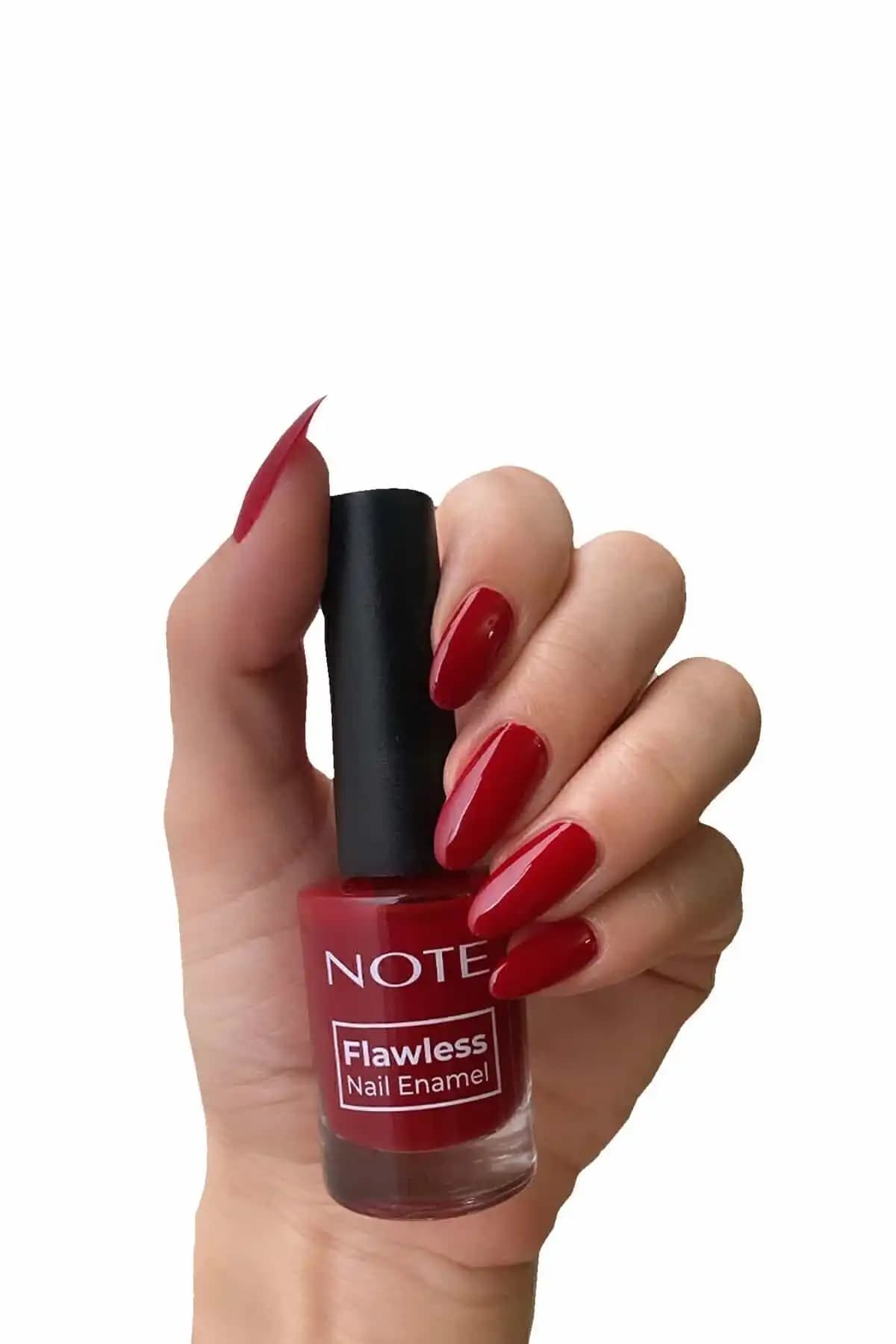 Note Cosmetics Nail Flawless Oje 102 Red Wine Derin Kırmızı Renkli Parlak ve Güvenli Oje