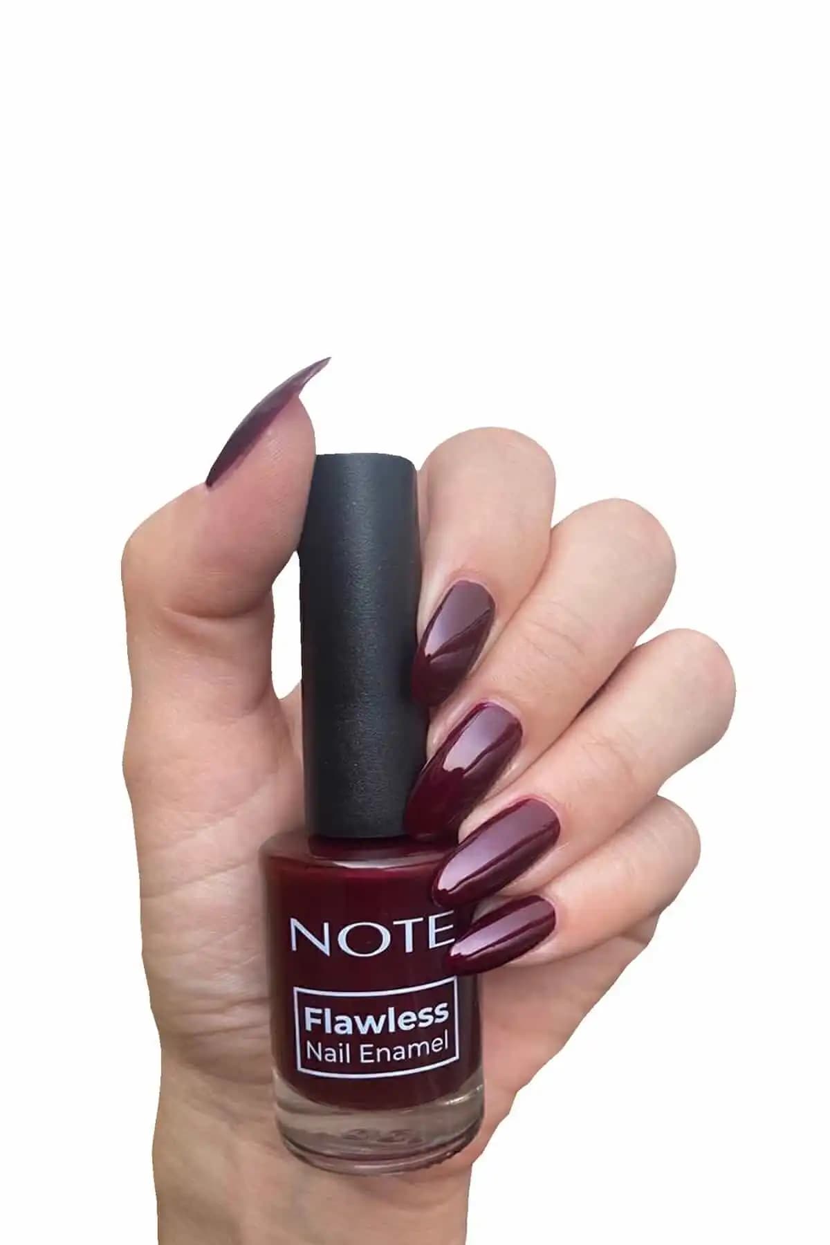Note Cosmetics Nail Flawless Oje 103 Kırmızı Renkli Parlak ve Hızlı Kuruyan Kozmetik Ürünü