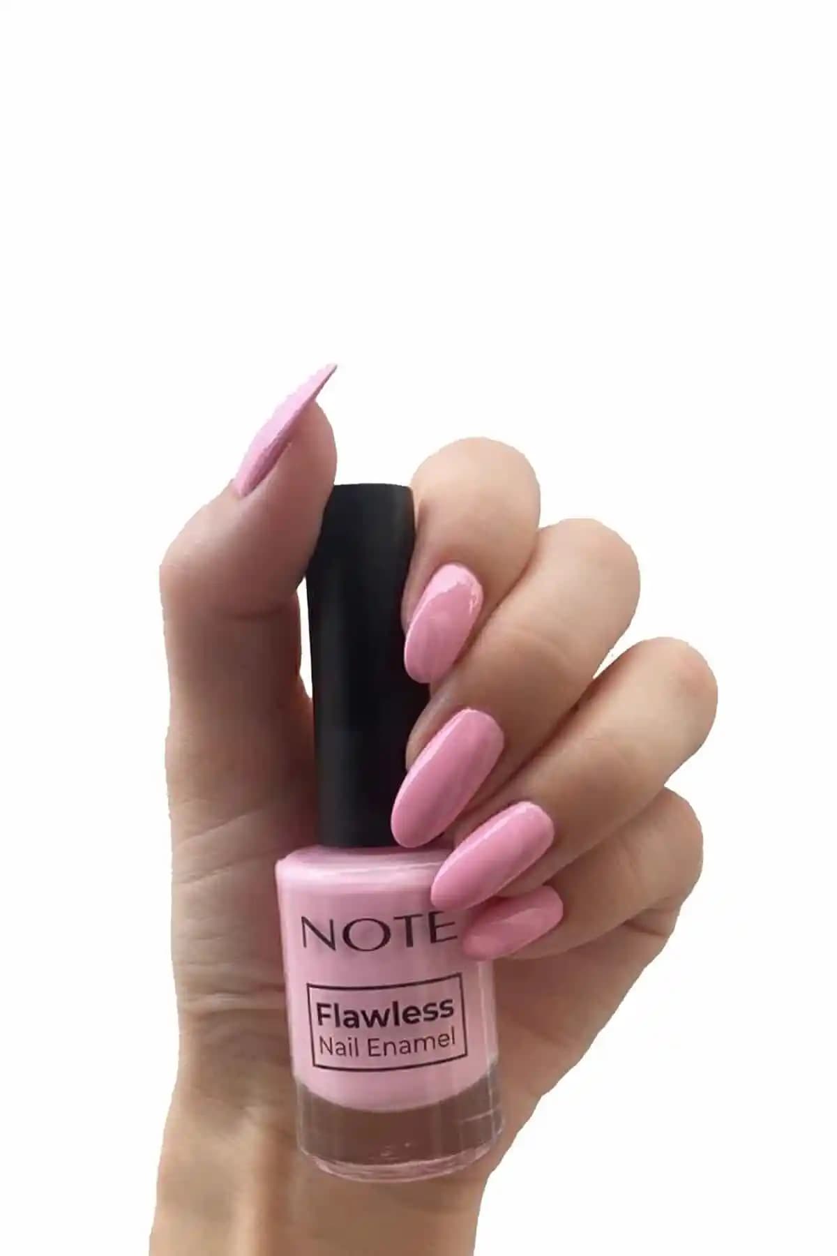 Note Cosmetics Nail Flawless Pembe Oje: Sağlıklı, parlak ve kolay uygulanabilir günlük tırnak bakımı