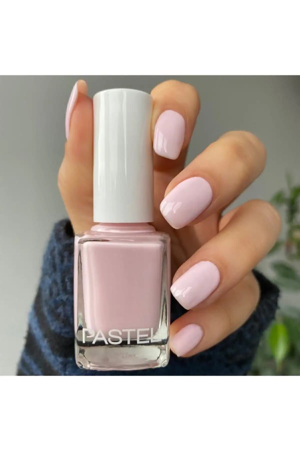 Pastel Oje No:04 ve No:08 Karşılaştırması Renk, Kalıcılık ve Kullanım Özellikleri 2