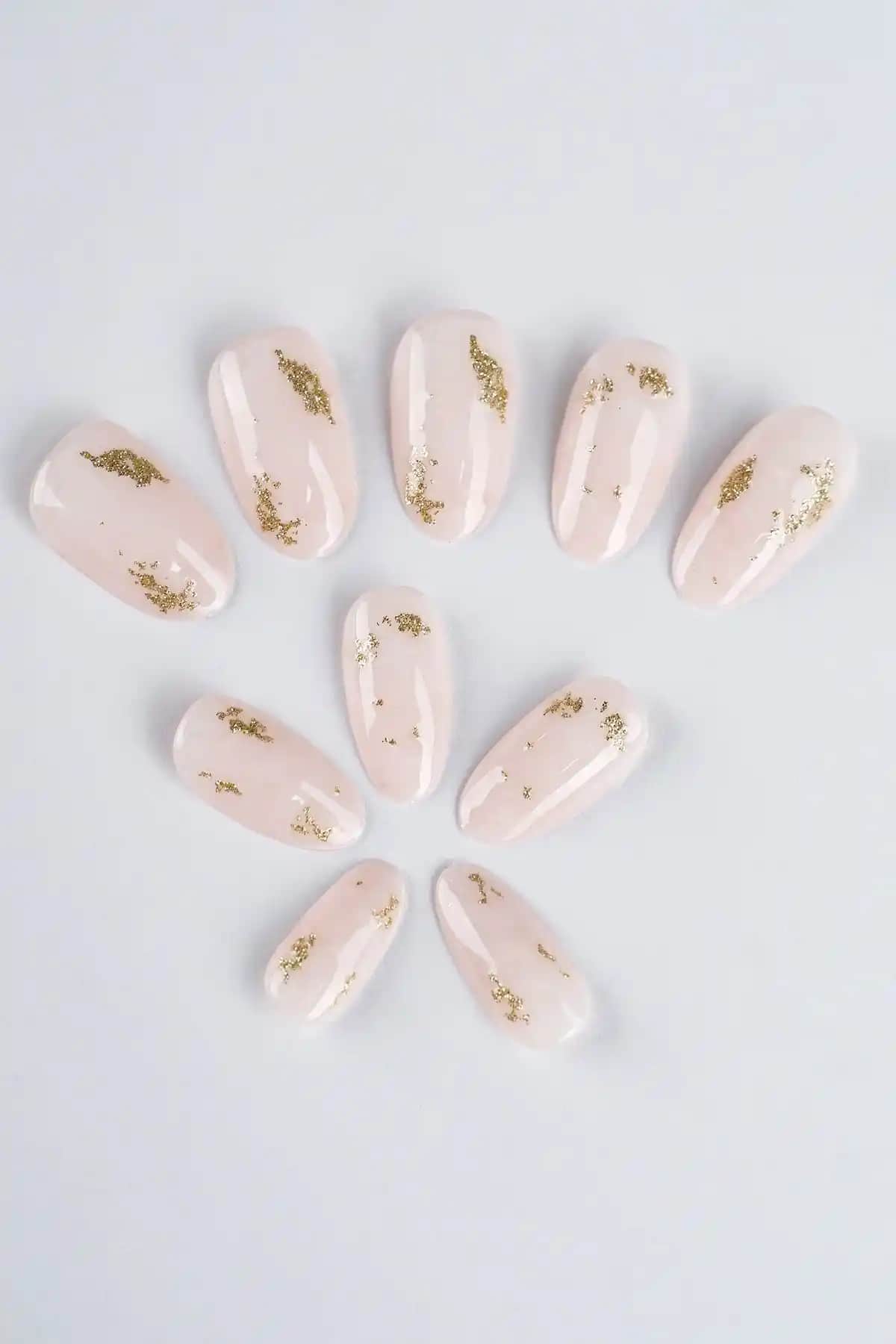 POP Beauty Takma Tırnak Seti ve Güvenli Yapıştırıcıyla Hızlı ve Şık Tırnaklar