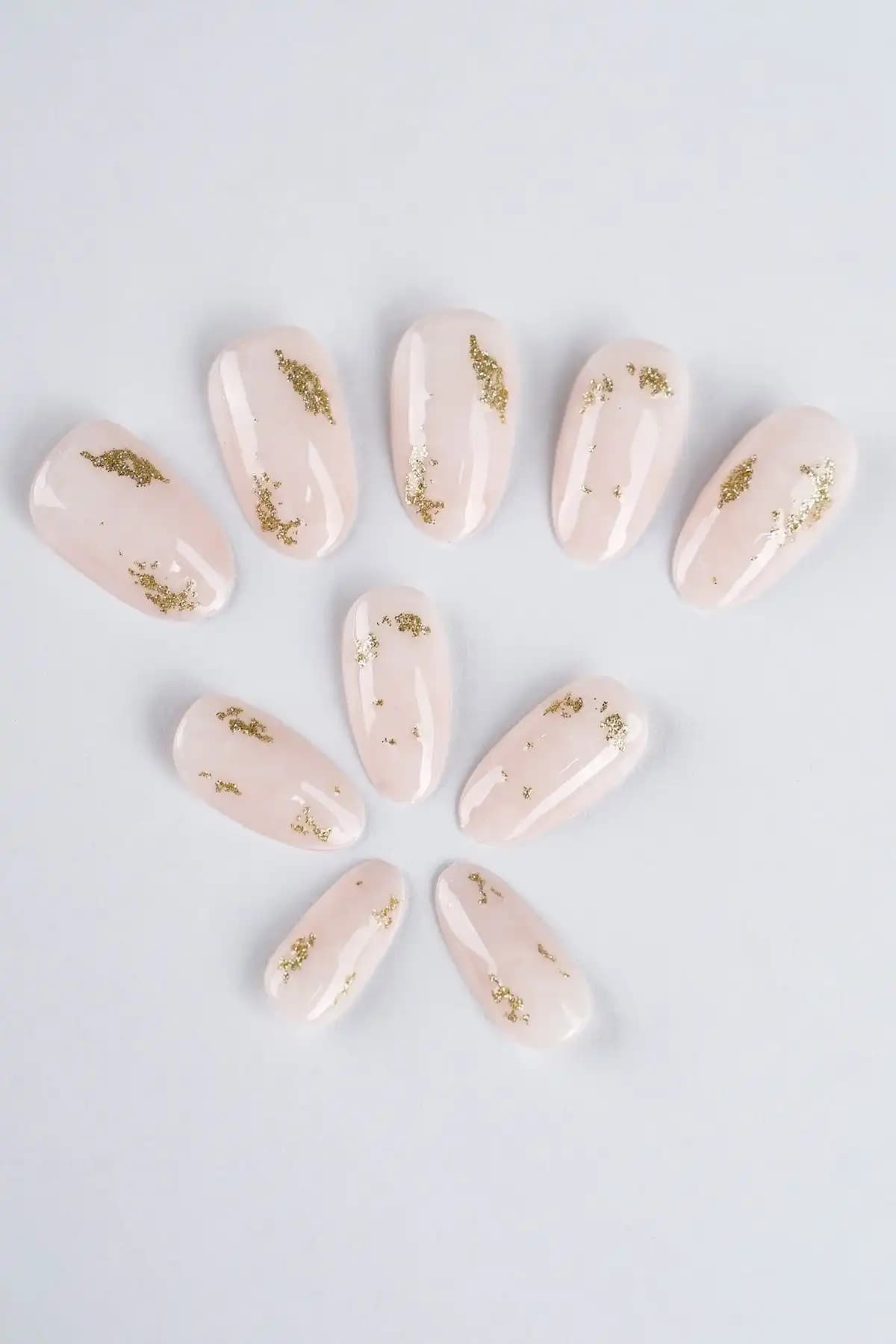 POP Beauty Takma Tırnak Seti ve Güvenli Yapıştırıcıyla Hızlı ve Şık Tırnaklar