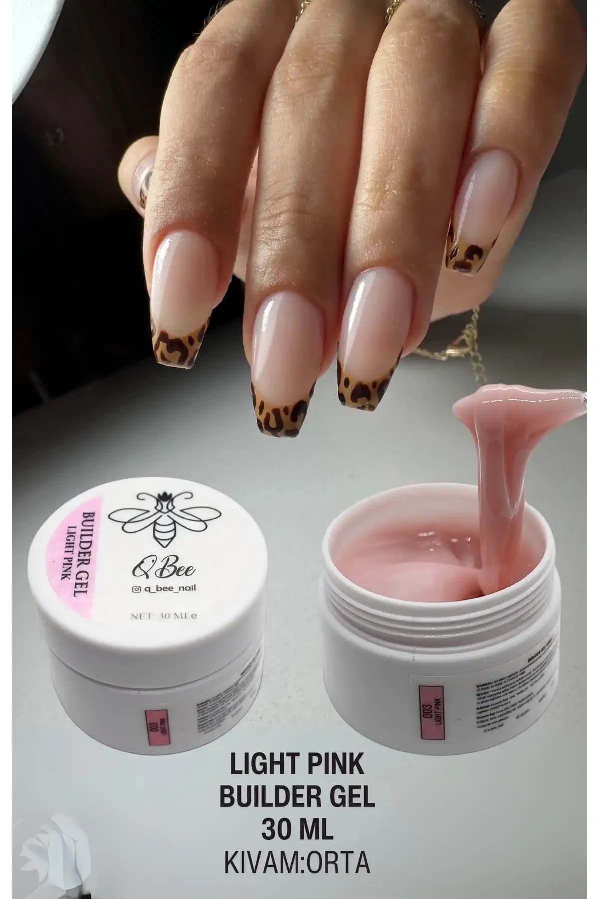 QBEE PROFESSIONAL 30ml Protez Tırnak Jeli Builder Gel Light Pink - Dayanıklı ve Doğal Görünüm Sağlar