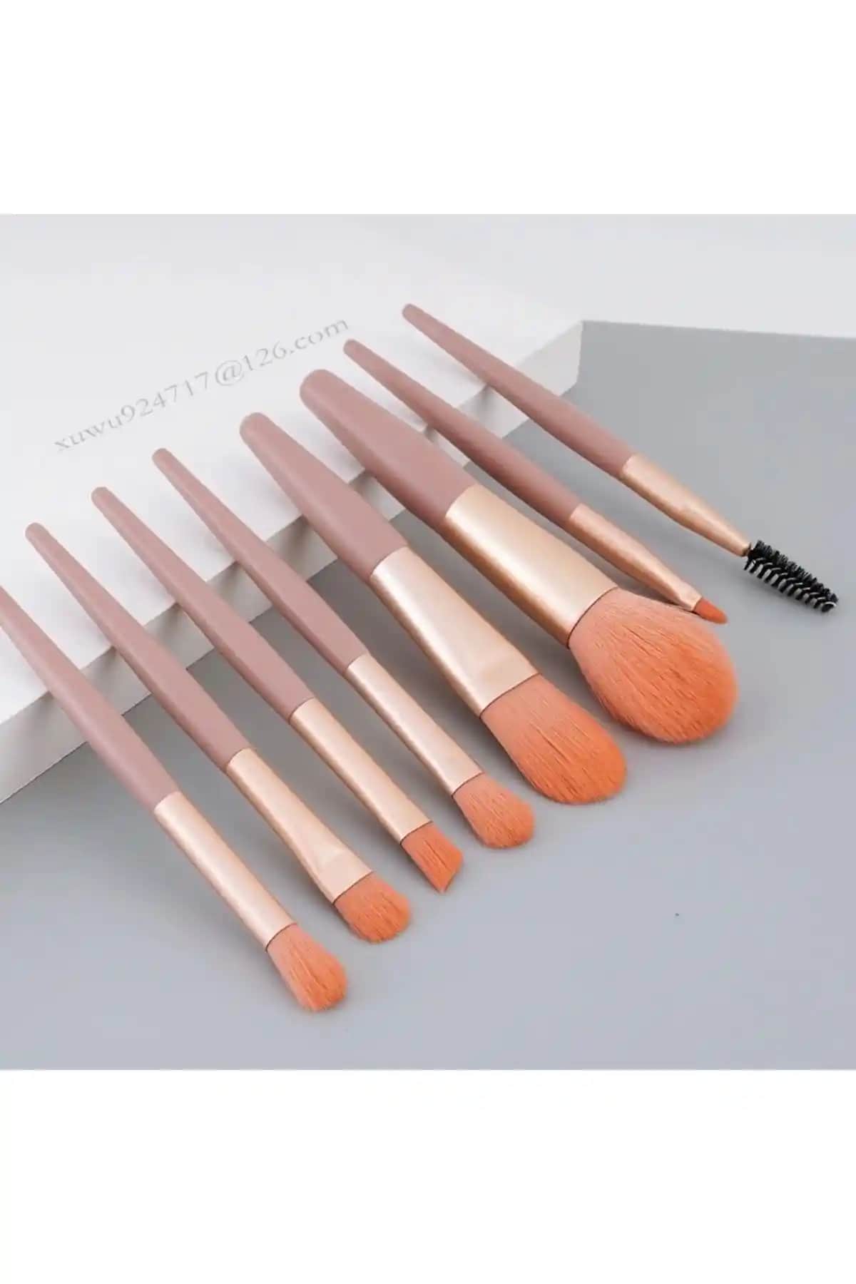 ROWENAROSE 8'li Profesyonel Makyaj Fırça Seti Detaylı İnceleme ve Kullanım İpuçları