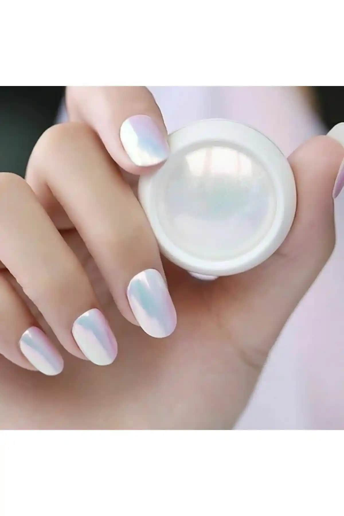 Venalisa İnci Tozu Beyaz Ayna Görünüm ile Parlak ve Şık Tırnak Tasarımı Malzemesi