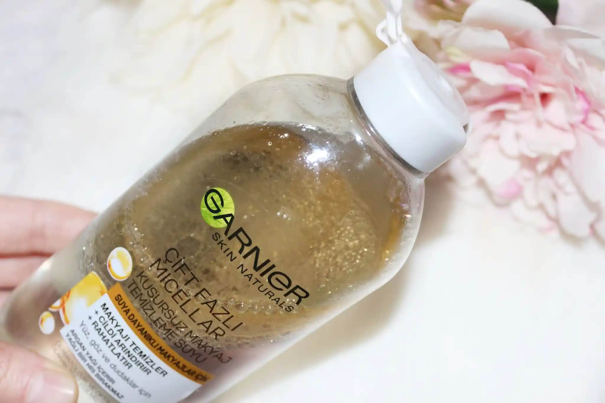 Garnier Argan Yağlı Makyaj Temizleme Suyu: Doğal ve Etkili Temizlik Çözümü