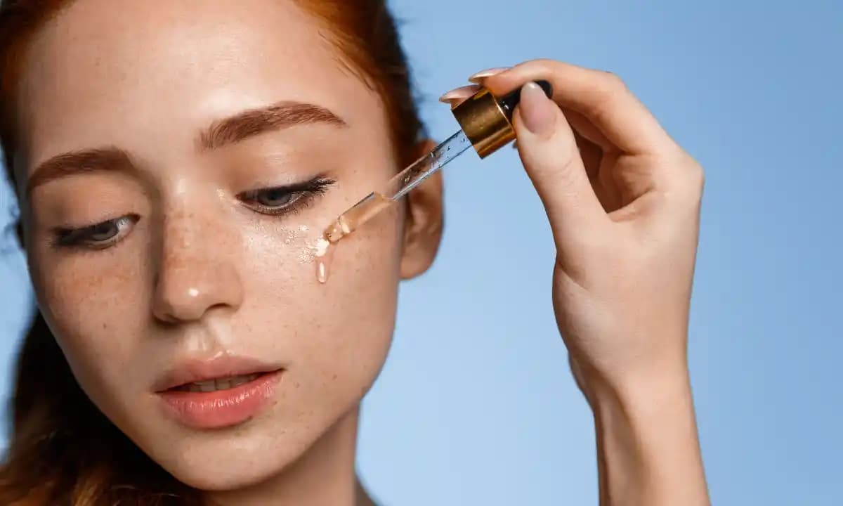 Göz Altı Serumu Nedir ve Göz Çevresi Sağlığını Nasıl Destekler