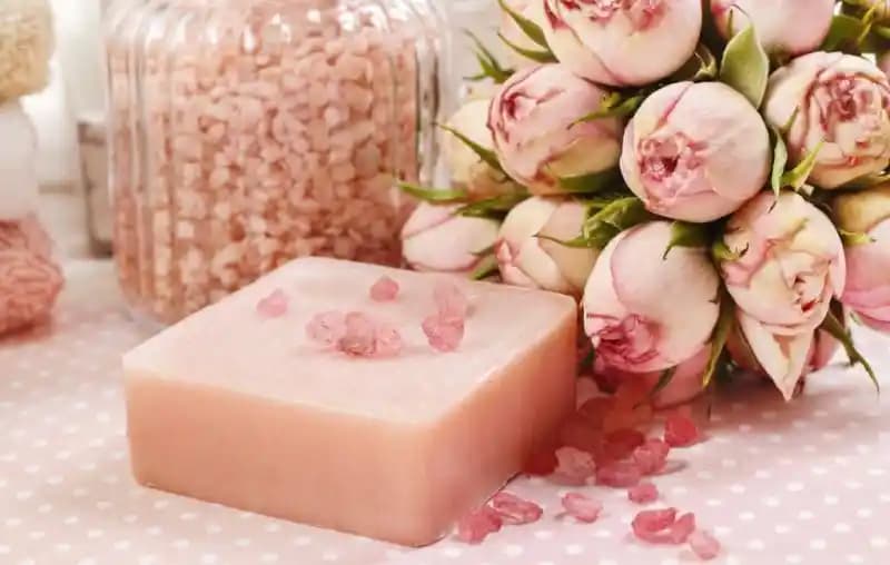 Güzellik Sabunu Nedir ve Cilt Bakımında Nasıl Kullanılır