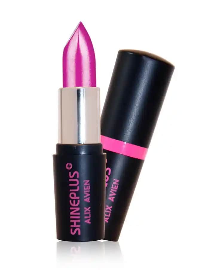 İslak Görünümlü Ruj Trendleri ve Uygulama İpuçları ile Dudaklarınızı Canlandırın