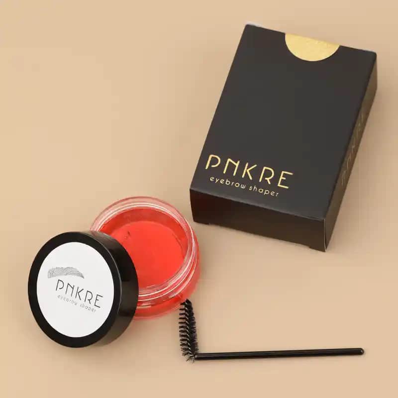 Kaş Sabitleyici Nedir? Doğal Görünüm ve Gün Boyu Kalıcılık Sağlayan Ürünler